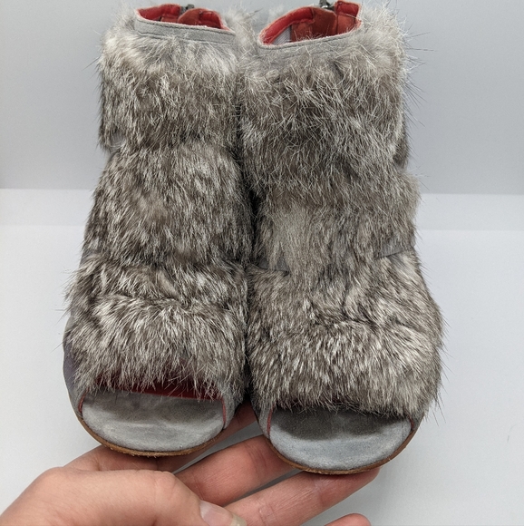 Fur heels - Picture 5 of 13